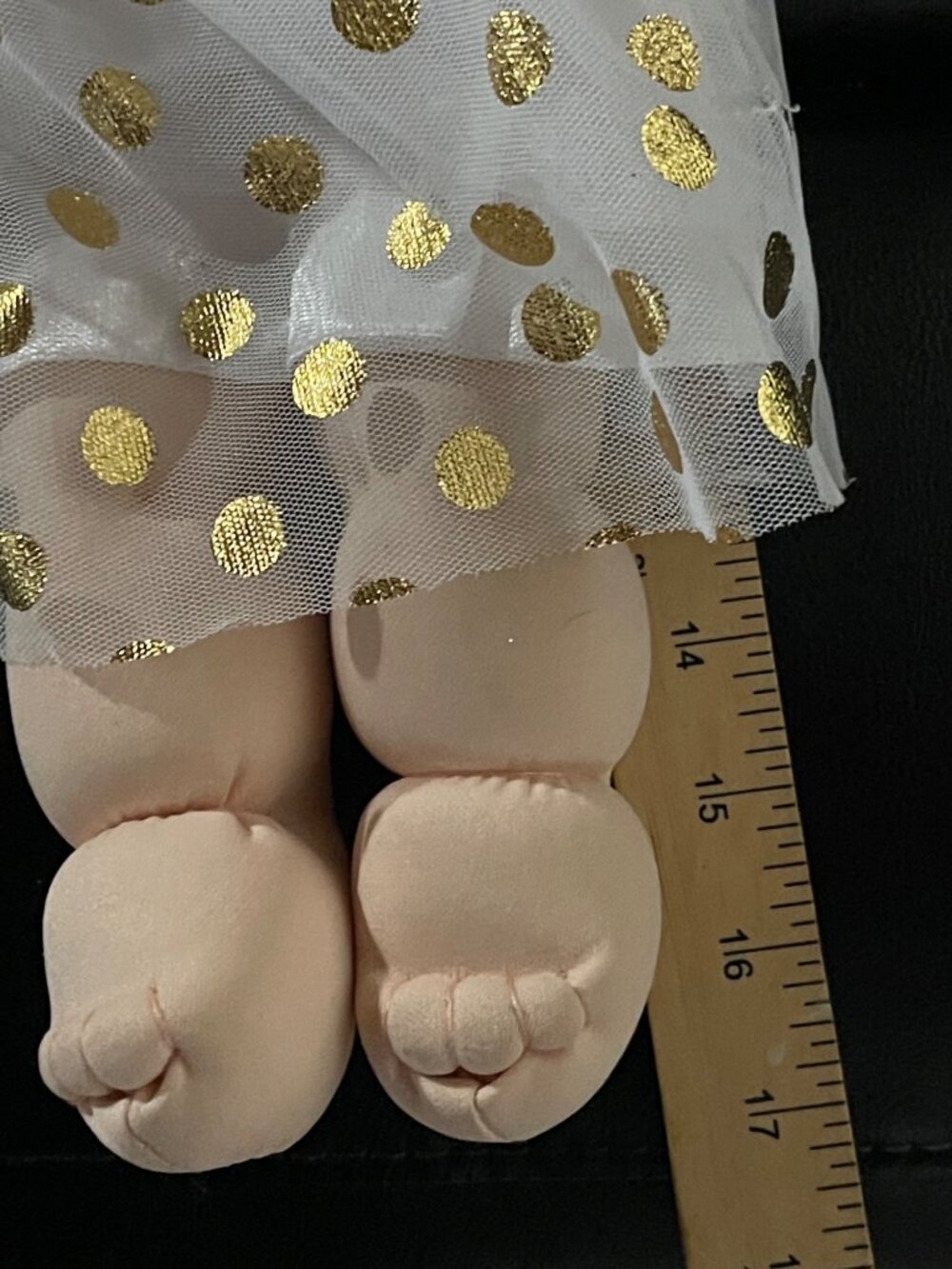 Cabbage Patch Kids Yellow Yarn Hair Doll In Pink & Gold Polka Dot Dress 2015 - Picture 15 of 16